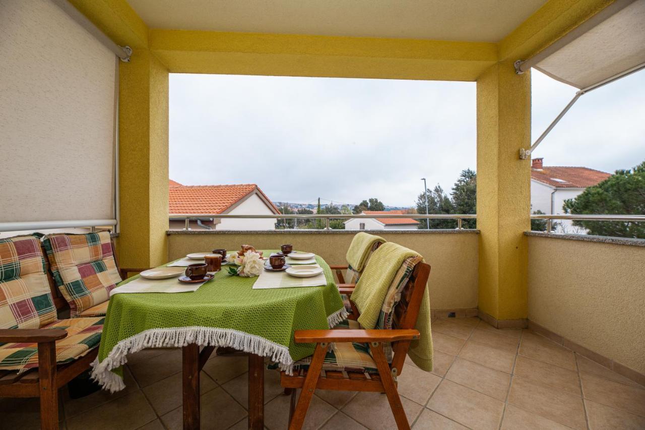 Golden Hope 4+1 Apartment Krk Krk Town Bagian luar foto