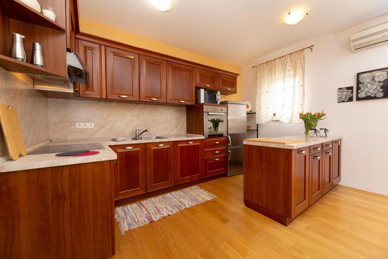 Golden Hope 4+1 Apartment Krk Krk Town Bagian luar foto